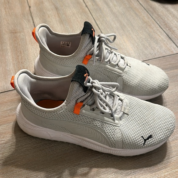 Men’s PUMA running shoes Size 12 - Picture 3 of 6